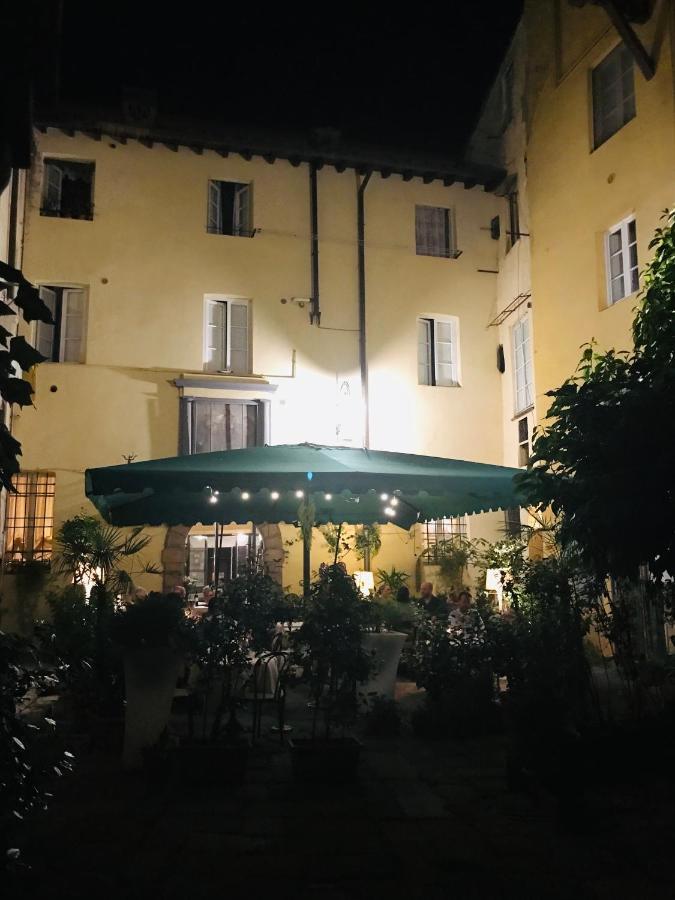 Al Cardinale Rooms&Studios Lucca Esterno foto