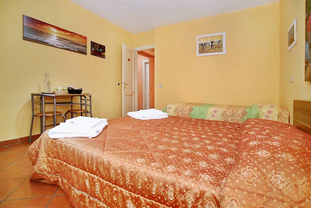 Al Cardinale Rooms&Studios Lucca Esterno foto